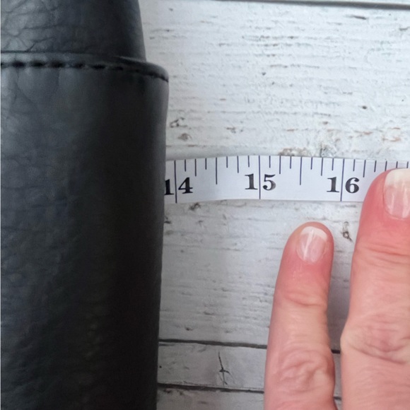 BOC BLACK LEATHER LARGE CROSS ODY PURSE HANDBAG ADJUSTABLE STRAP POCKETS - Picture 4 of 14